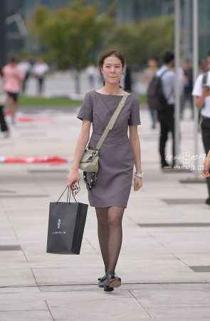 9910-15+36/邻居的媳妇 4P