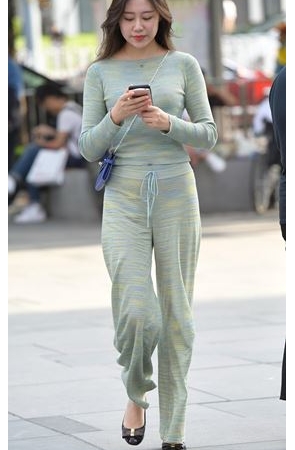 休闲装美女(230P)