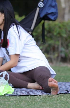 No1531 略带野性的青春女孩，一双艳趾细足出奇精致 第1套