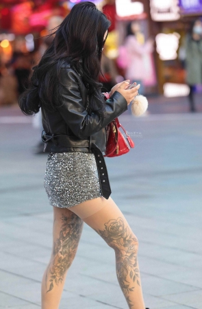 诱惑街拍肉丝shaofu