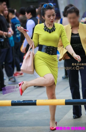 李欢原创——–黄色一步裙（10P）