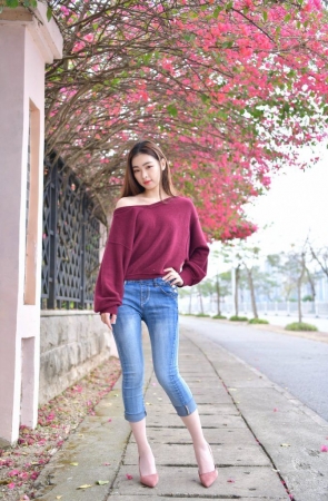 牛仔裤肉丝小姐姐 [288P-3.06GB]