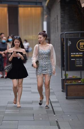 20613-13+35/美女俩闺蜜