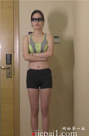 4K – 运动短裤美眉 [17.0 GB]