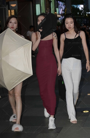 成熟的韵味，该会的都会。240222-5-46 15P