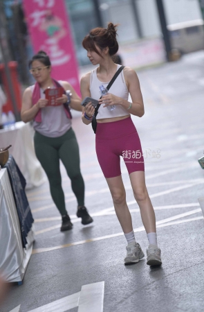 苗条却很有形！