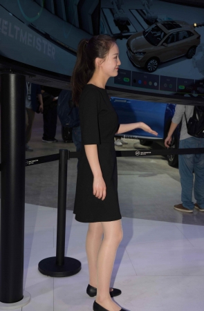 再来一个车展街拍mm