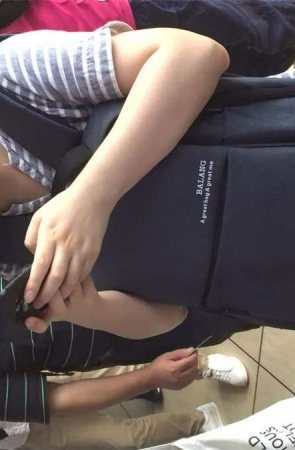 连衣裙眼镜熟女