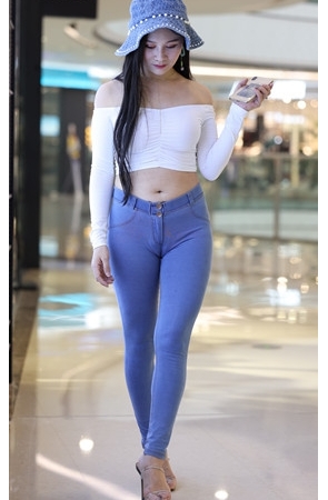 （视频）丰腴的蜜桃紧牛[7.83G/MP4]