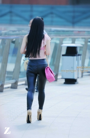 咔喳2016.12.13 街拍89 （22p)