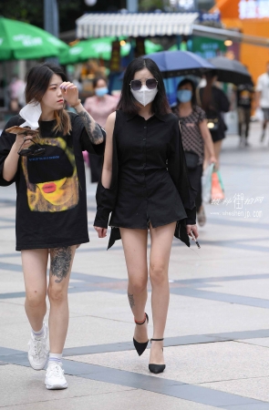 21827-2+121 /热裤大长腿 3P