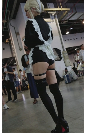 漂亮的coplay女仆小姐姐