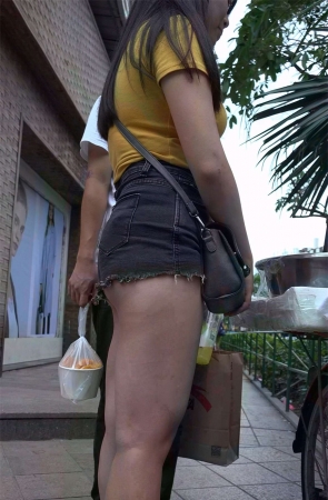 超性感美臀高腰热裤美腿姐姐