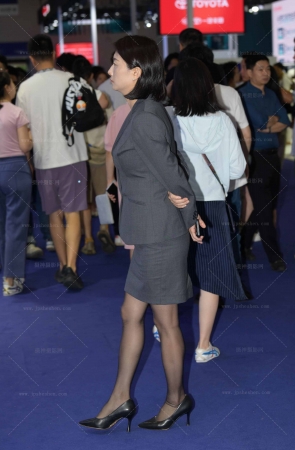 2468-85=14√高级灰 4P