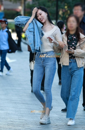 第1284篇弹力紧牛