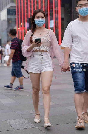 2079-25+33/热裤女友 3P