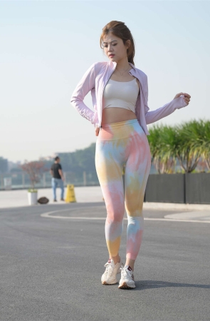 不吃鸡蛋街拍作品 匿名孤独