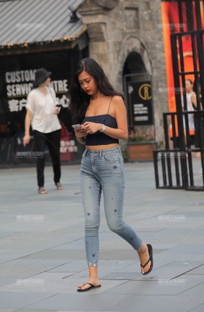 紧身牛仔吊带 夏日百搭