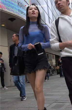 街拍热裤性感美腿街拍美女 [1.39 GB/MP4]