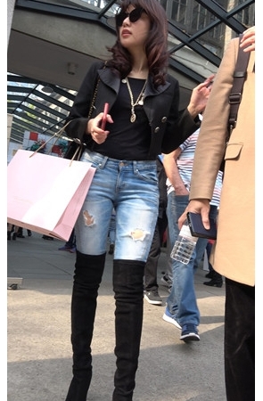 黑色高靴蓝牛仔[2.53G/MP4]