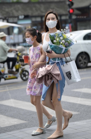 懂生活情调的少妇。230926-8-59 14P