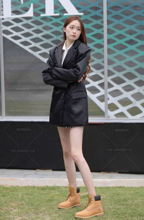 养眼的筷子腿小姐姐240426-13-55 14P