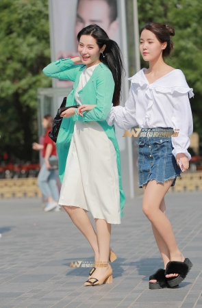 H16、笑颜青衣如花绽