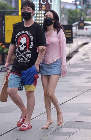 温柔约会穿搭 240412-7-36 14P