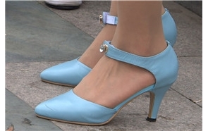 极品蓝色高跟鞋蕾丝包臀裙性感美妇