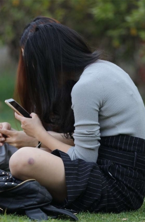 No1532 漂亮的长发学妹露脚也露得含蓄