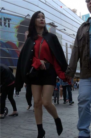 4K – 街拍短靴美腿mm [1.33 GB/mp4]