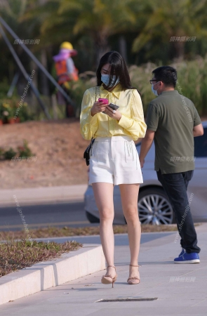 21413-9+79√美腿的邻居女子 20P