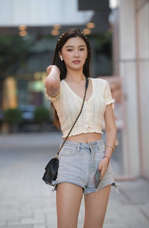 甜美牛仔短裤 [120P-2.75GB]