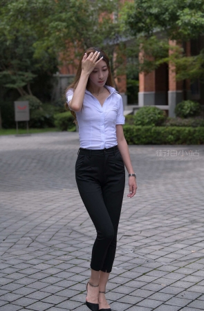 [一只麋鹿专区] 黑色西裤美女