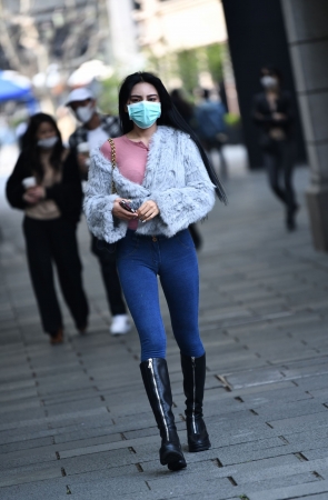 (补档)长腿大眼妖娆妹