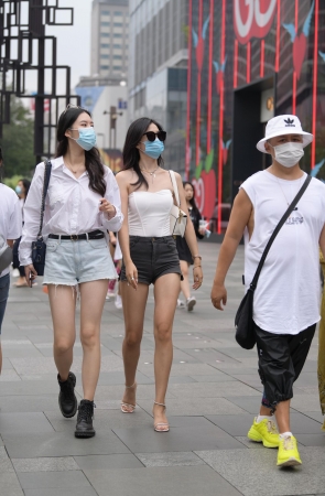 超短热裤 YY 长腿美女