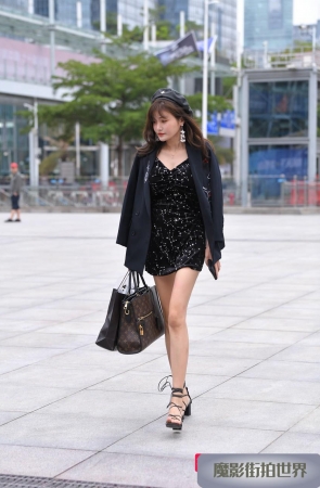 长腿美女3A2558[130M]