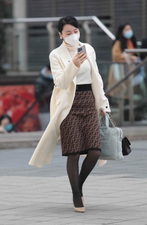 诱惑黑丝街拍高跟shaofu