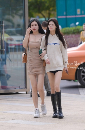 2011-8+53/丰腴包臀裙 4P