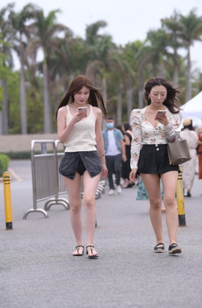 超短热裤YY的闺蜜~