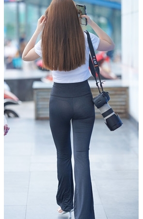 （套图二）In Your Eyes(218P)[5.78G/JPG]