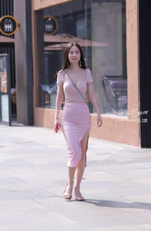 21725-3+76/性感的美少妇 4P