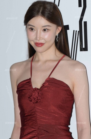 23917-25=30√白滑嫩高铁美女 10P