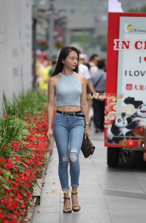 长腿牛仔好身材