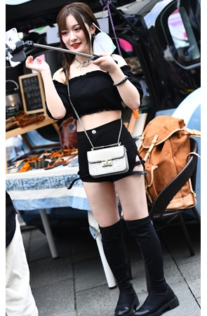 爱自拍的黑靴小姐姐(96P)[2.18G/JPG]