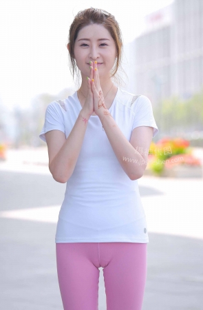 清纯粉色紧身裤小姐姐//23629-75 12P