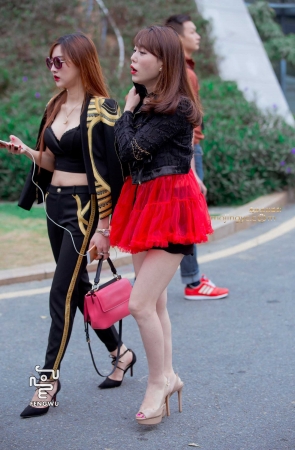 热裤，裸腿，鱼嘴高跟（14）