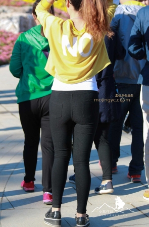 第680篇紧身黑裤 —-12P