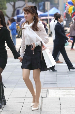 诱惑肉丝街拍高跟shaofu-14P