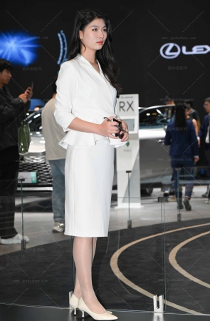 241117-55=65√端庄丝袜小姐姐 9P